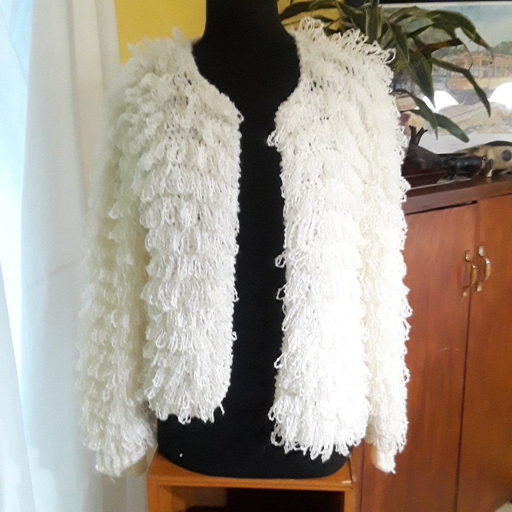 Vintage Hand Crochet White Sweater/Cardigan Size Medium